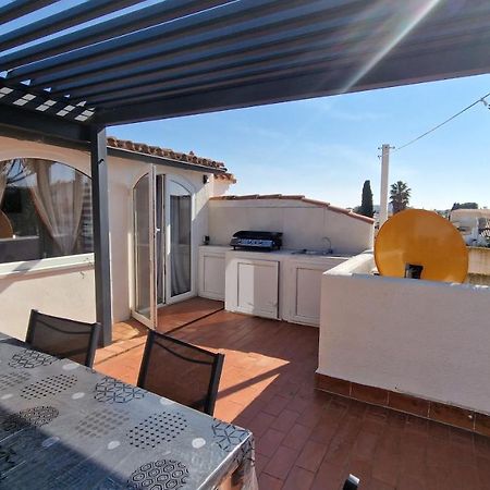 Maison De Vacances Avec Amarre Empuriabrava Extérieur photo