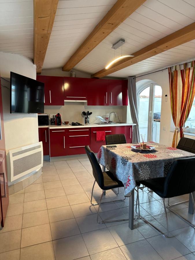 Maison De Vacances Avec Amarre Empuriabrava Extérieur photo