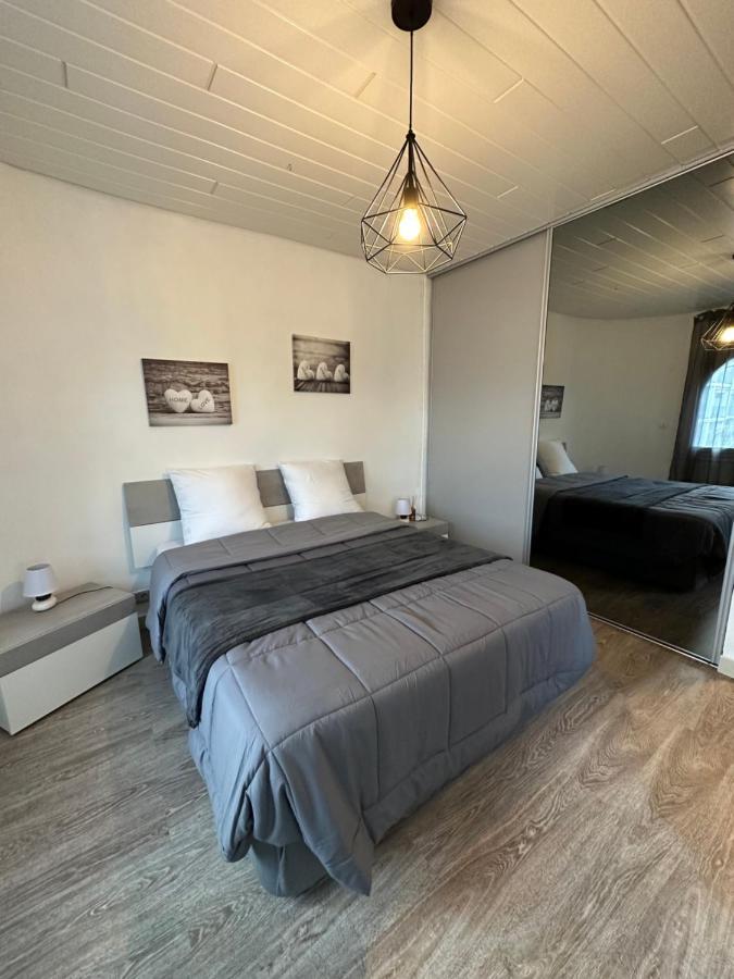 Maison De Vacances Avec Amarre Empuriabrava Extérieur photo